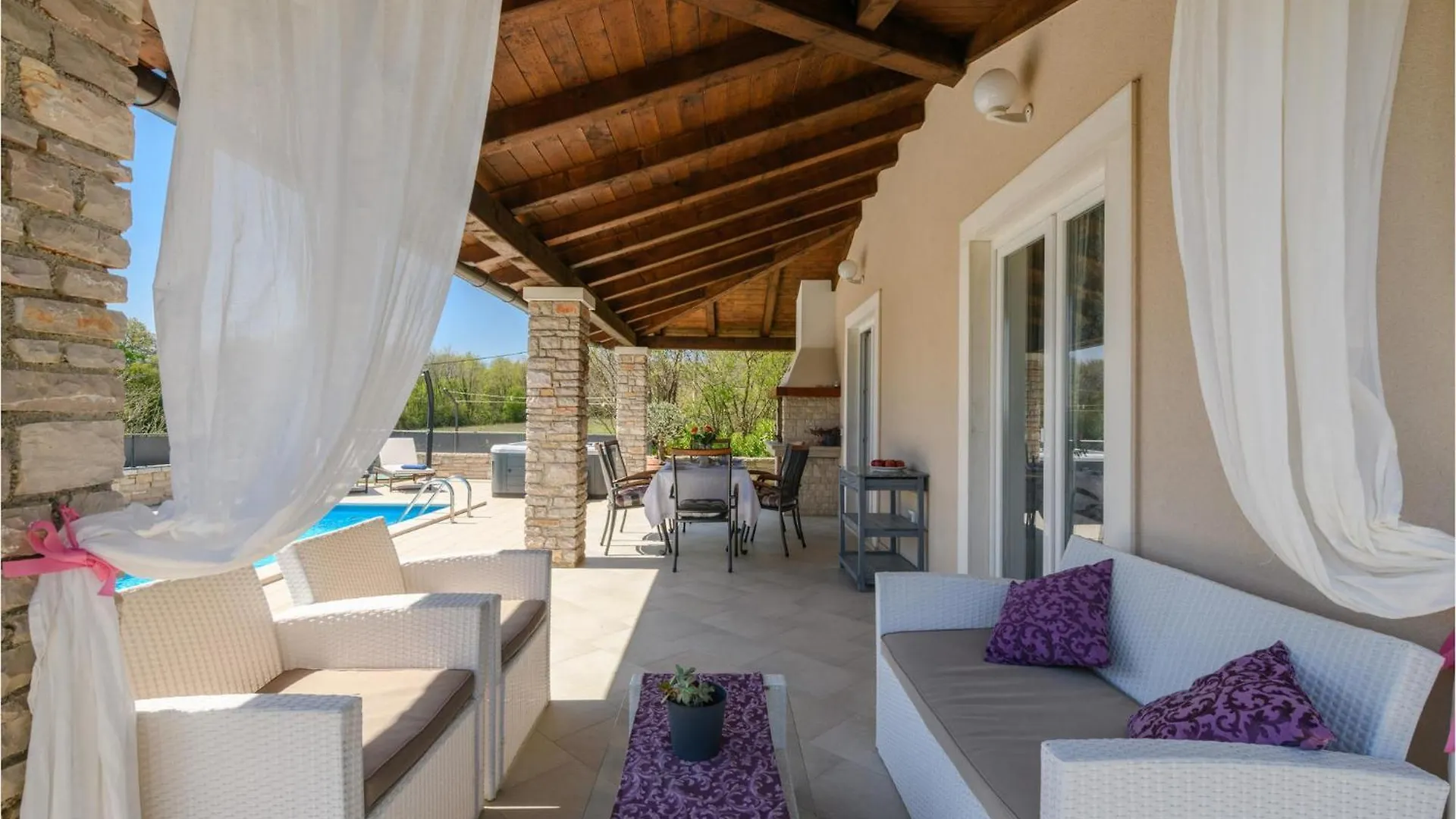 2 Bedroom Amazing Home In Barban Kroatien